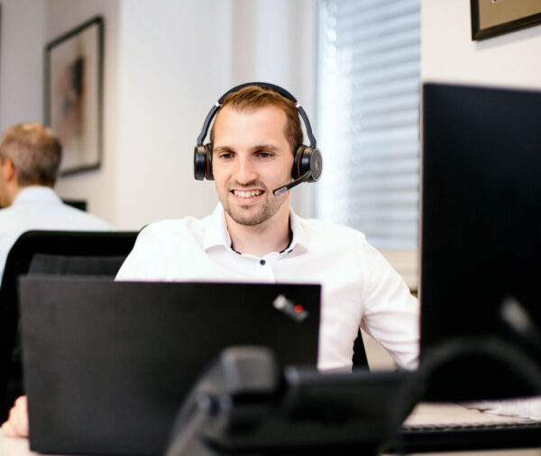 Entwickler am Notebook