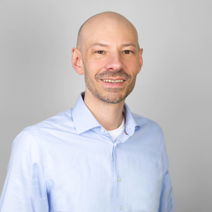 Manuel-Spadola_700x700px